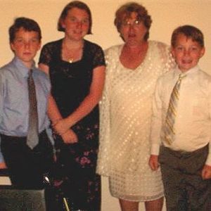 Meet your Posher, Loretta